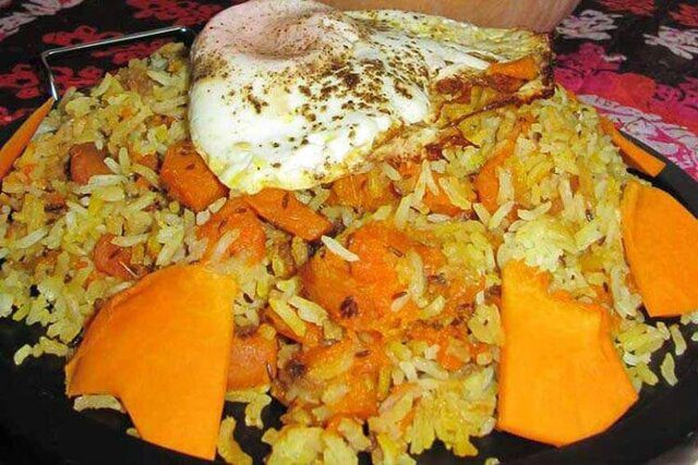 دورهمیِ بانوان آملی با طعم غذاهای سنتی