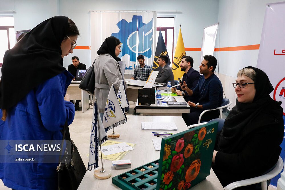 امضای دانشگاه آزاد پای دغدغه‌های جامعه
