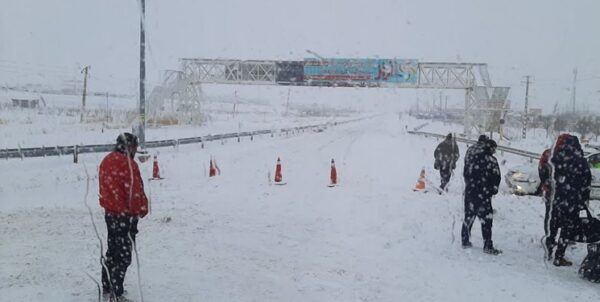 محاصره 430 روستای آذربایجان شرقی با برف