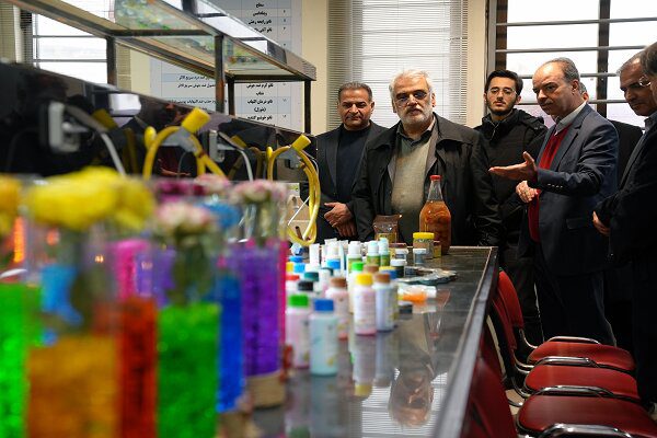 تولید محصولات شوینده سازگار با محیط زیست توسط دانشجوی دانشگاه آزاد نیشابور