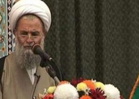 هرگونه بی‌تفاوتی برای حضور در پای صندوق‌های رای جواب مثبت به دشمنان است