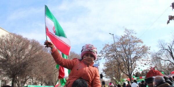 انقلاب طلایی با هر ضربه عیارش بالاتر می رود