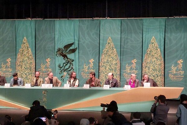 نشست خبری آپاراتچی / طاهرفر: سعی کردیم فیلم قابل قبولی ارائه دهیم