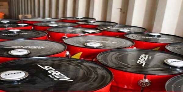 کلاهبرداری با فروش روغن موتورهای تقلبی به ارزش 50 میلیارد ریال در بستان‌آباد