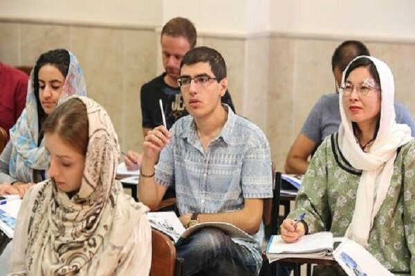دستورالعمل آموزش زبان فارسی به غیرفارسی زبانان دانشگاه آزاد ابلاغ شد