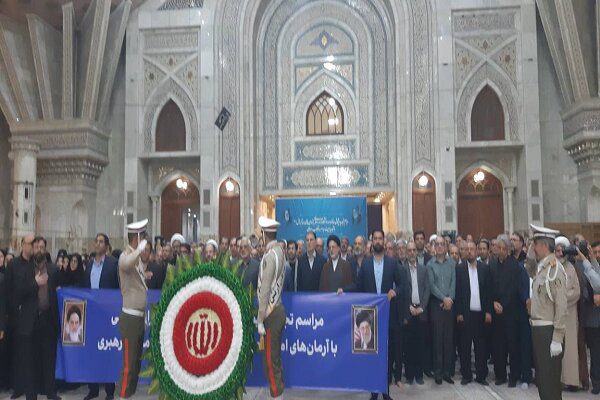 تجدید میثاق خانواده بزرگ دانشگاه آزاد اسلامی با آرمان‌های امام راحل