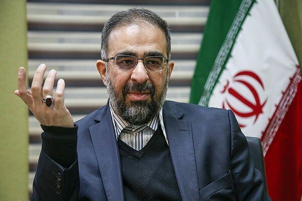 کاربرد حکمت منحصر به علوم انسانی نیست