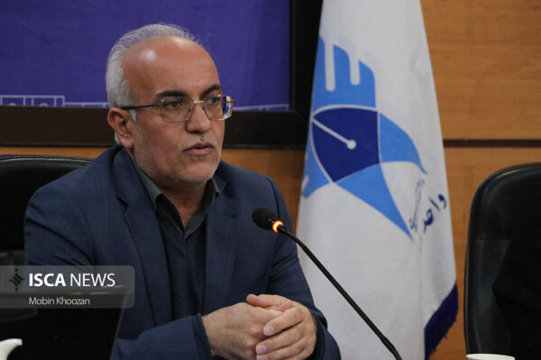 رونمایی از سامانه «آیدی» در شبکه مد و پوشاک دانشگاه آزاد/ دوخت ۱۰۰ هزار دست لباس دانش‌آموزان سما در یزد