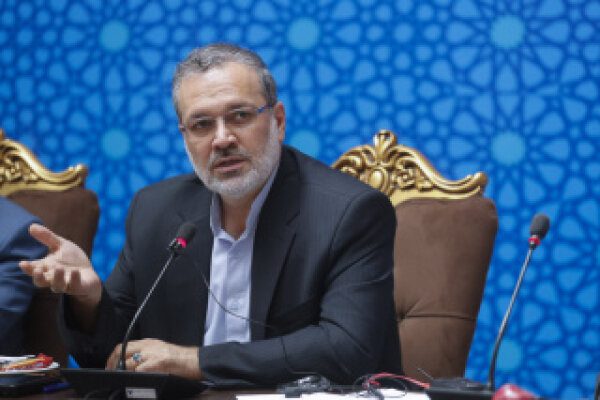 دانشگاه آزاد اسلامی به یک دانشگاه فناور برای حل مسائل استان‌ها تبدیل شده است