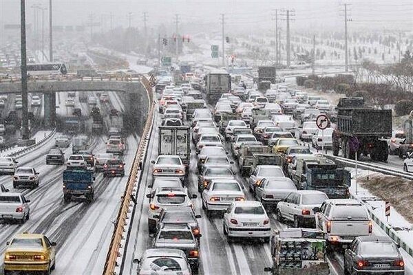 وضعیت جاده‌ها/  ترافیک نیمه سنگین در ۱۴ استان کشور