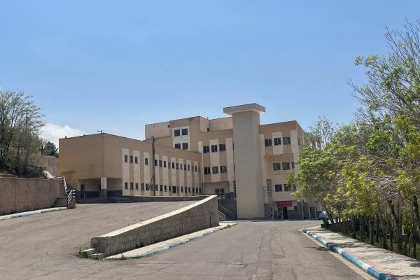 تفکیک سلف غذاخوری دانشگاه آزاد تبریز