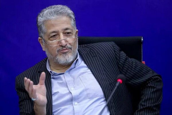رنجبر: هدف بودجه ۱۴۰۴ دانشگاه آزاد عبور از اقتصاد شهریه‌محور است