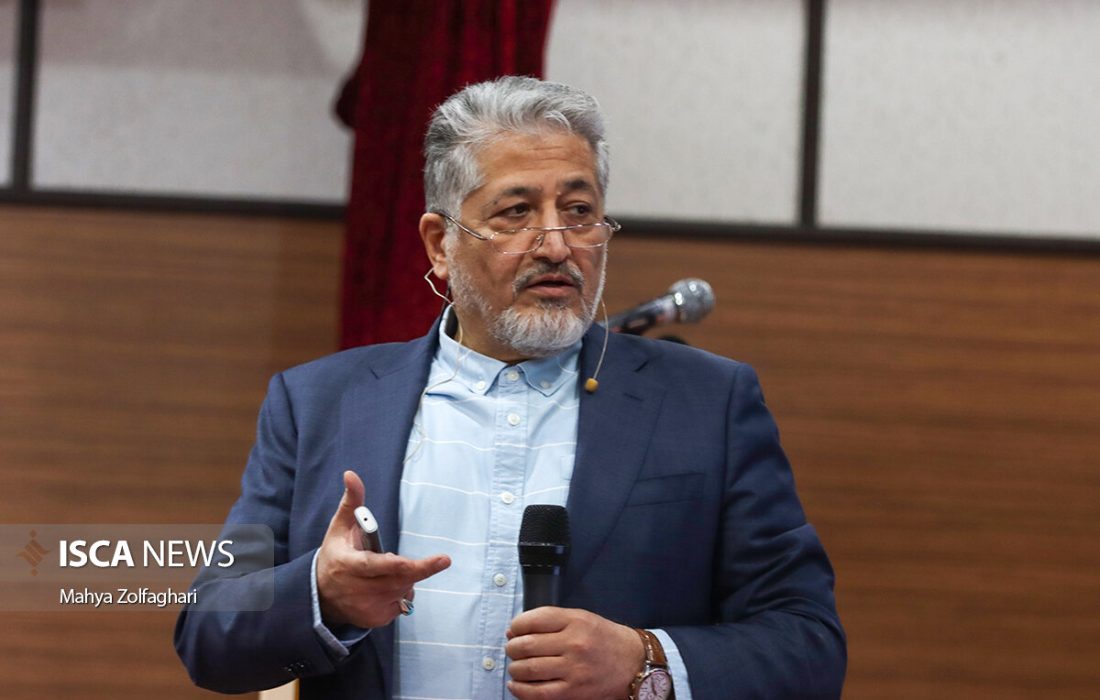 دانشگاه آزاد در افق ۱۴۱۰، باید قطب علمی جهان اسلام باشد